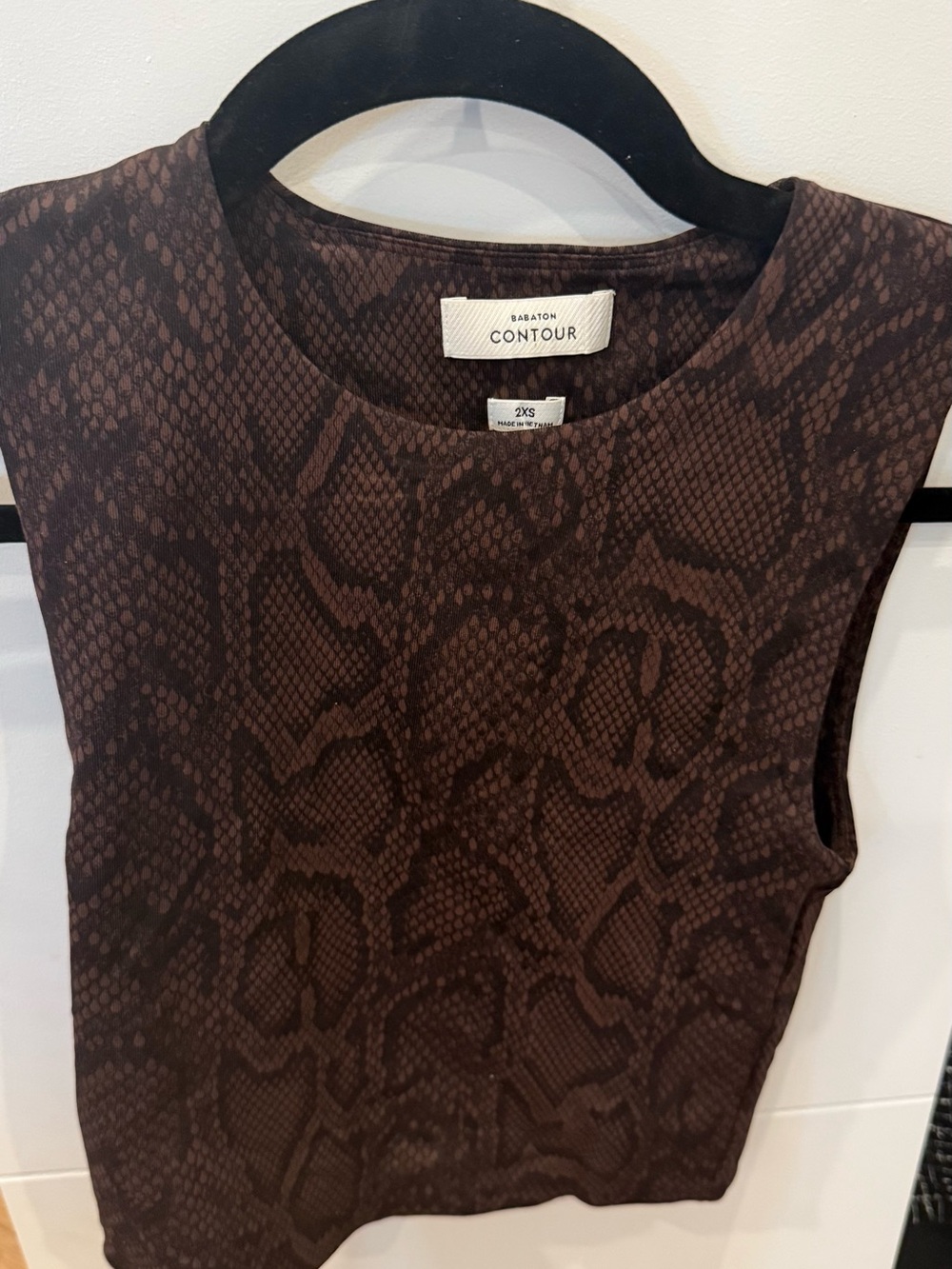 Aritzia Babaton Brown Snake-Print Tank